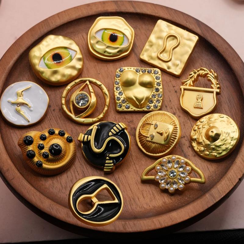 Bottoni Decorativi Vintage in  - Vintage Collectible Buttons recensione e prezzo